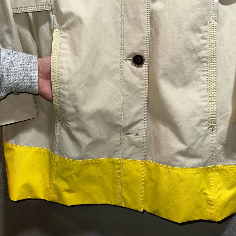 Eddie Bauer Vintage Beige and Yellow Women's Rain Jacket size XL - Picture 6 of 13